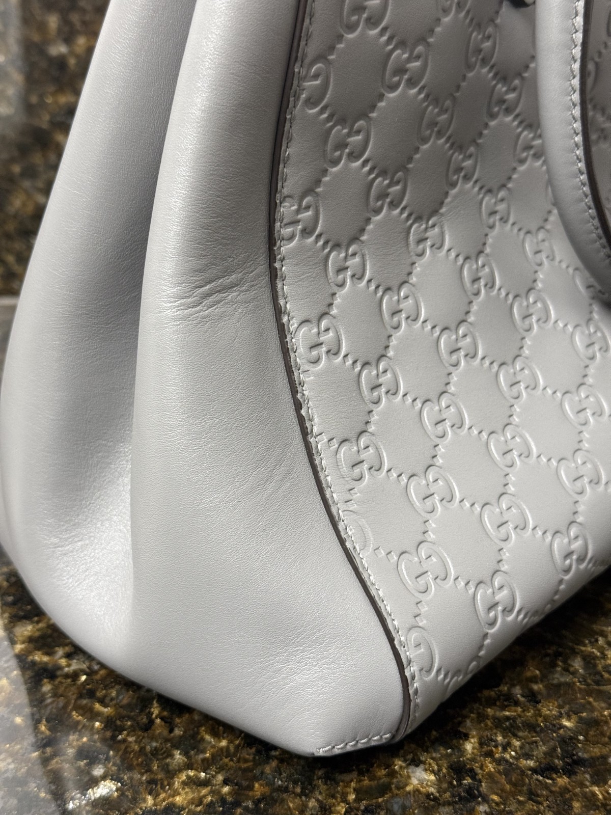 Gucci Signature Convertible Bag Guccissima Leather Large thumbnail 6