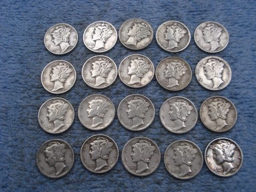 20 SILVER MERCURY DIMES WITH DATES lot 81