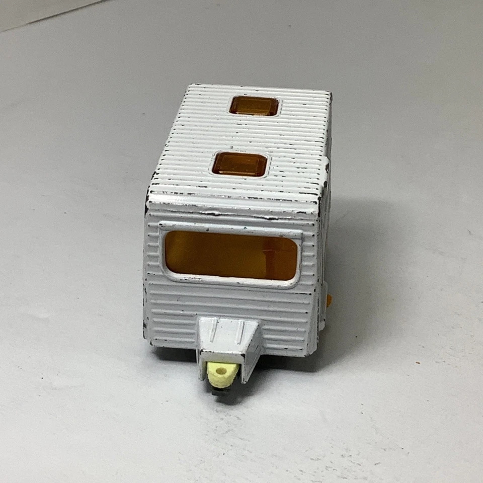 Vintage 1977 Matchbox Superfast Caravan Camper Trailer #31 England White - Image 3 of 4
