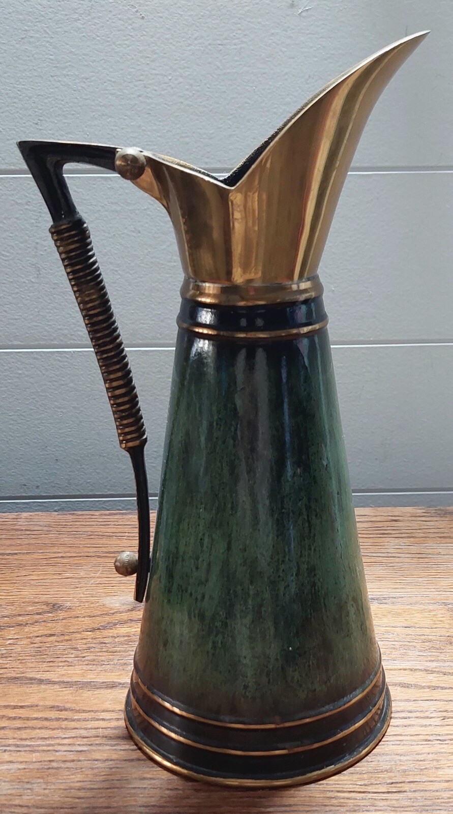 Picture 1 of 12