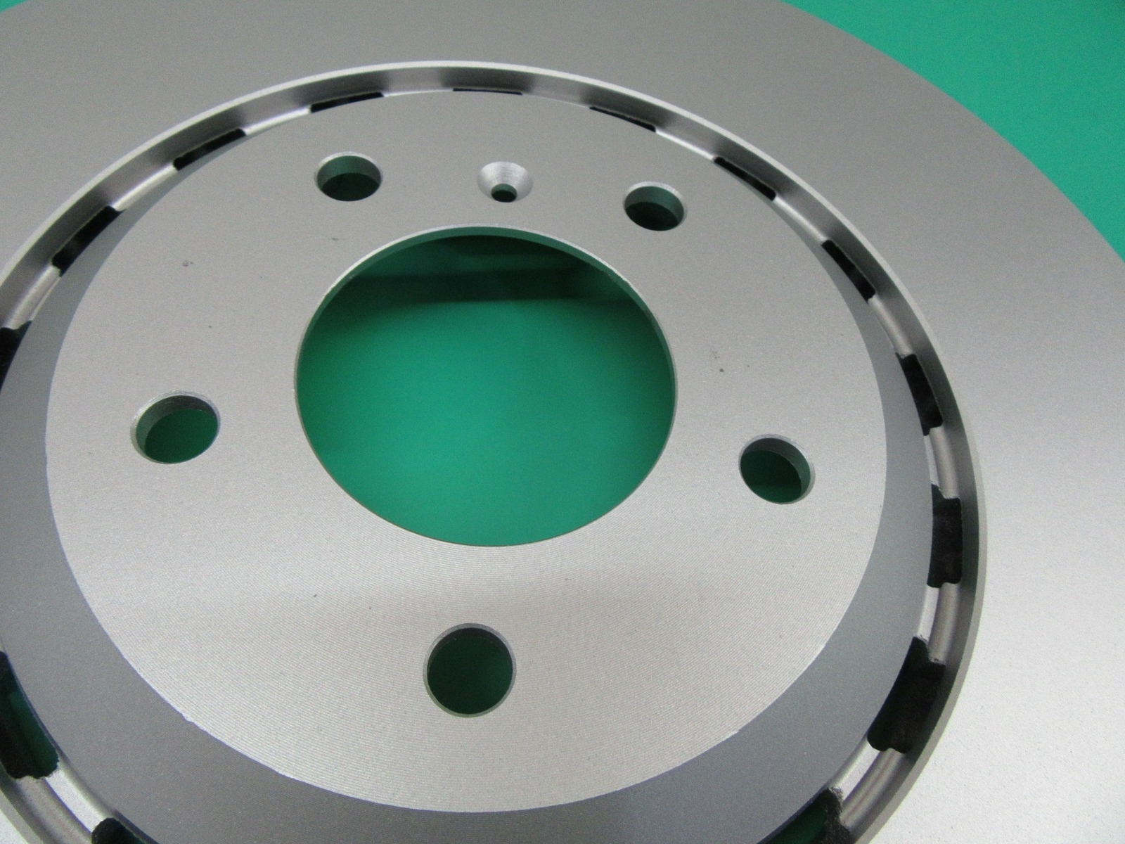 Bentley Bentayga rear brake rotor 4M0615601N 1pc