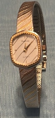 Armitron Quartz Women s Watch 25/4463 5FA (needs Battery)