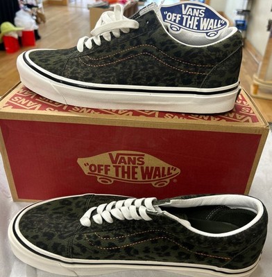 Size 10.5 Men - Vans Old Skool 36 D Olive Green Leopard New/Box   Off The Wall  