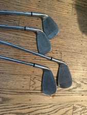 Right-Handed Golf Clubs 6, 7, 8, 9 Strata Starter Set Clubs