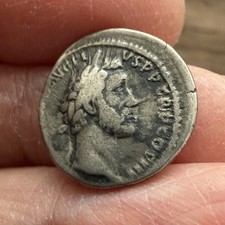 ROMAN. ANTONINUS PIUS (138-161 A.D). SILVER DENARIUS.