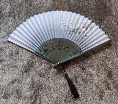 Faltbarer Handfächer Chinesischer Stil Bambus Stoff mit Quaste Damen Sommer