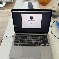 Apple MacBook Pro 13.3" 256GB SSD, Intel Core i5 8th Gen., 2.40 GHz, 8GB 