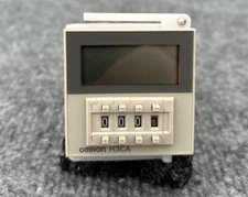 Omron H3CA-8 Solid-State Digital Timer Relay 200/220/240VAC H3CA8 8 pin Used