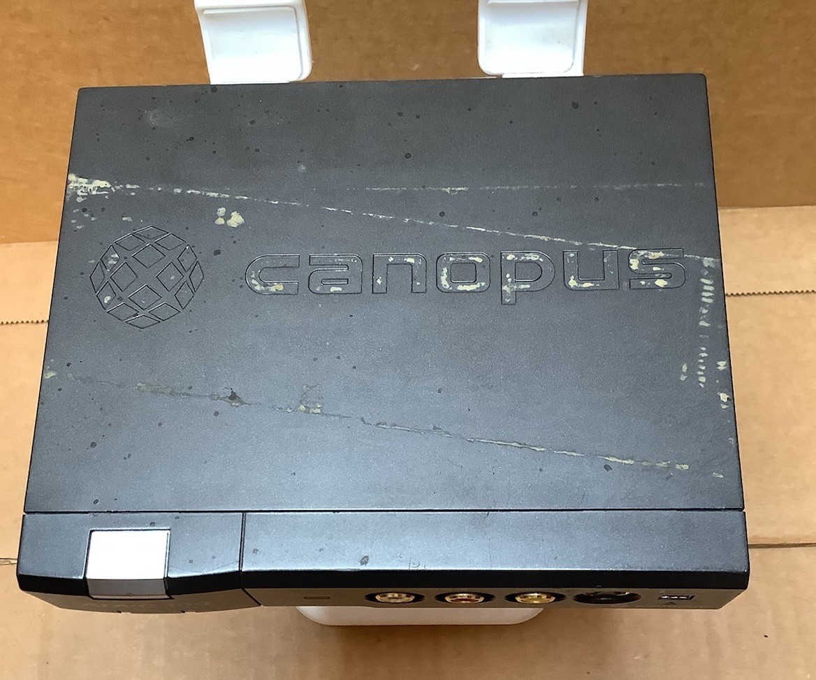 Canopus ADVC-100 Analog to Digital Video Converter - No Cables