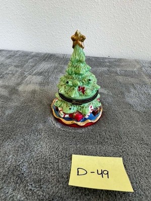 Vintage Christmas Tree Trinket Box Porcelain Hinged Hand Painted 