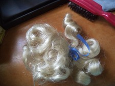 Vintage PLAYHOUSE Collection pale blonde Modacrylic Doll Wig Size 6 - 7