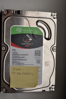 Seagate IronWolf 2TB,Intern,5900RPM,8,89 cm (3,5 Zoll) (ST2000VN004) (Defekt)