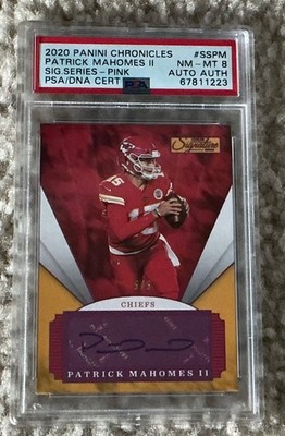 2020 Chronicles Signature Series Patrick Mahomes Pink Auto /5 Psa 8!