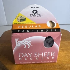 Vintage Leggs Day sheer Regular Nylon Pantyhose Panty Size Q Taupe
