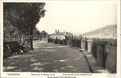 Pamplona Navarra Paseo de la Media Luna Promenade