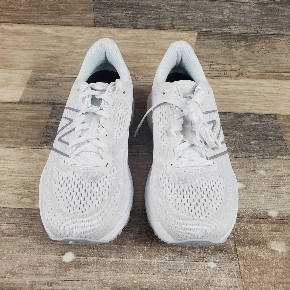 Zapatos para correr New Balance Fresh Foam X 880v 13 para mujer talla 6,5 blancos grises informales Foto 2 de 4