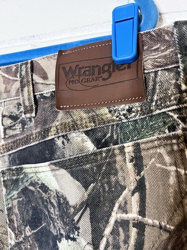 Wrangler Pro Gear Mens 9 Pocket Hunter Real Tree Camo Pants PG040AP Size 42x30 - Picture 5 of 8