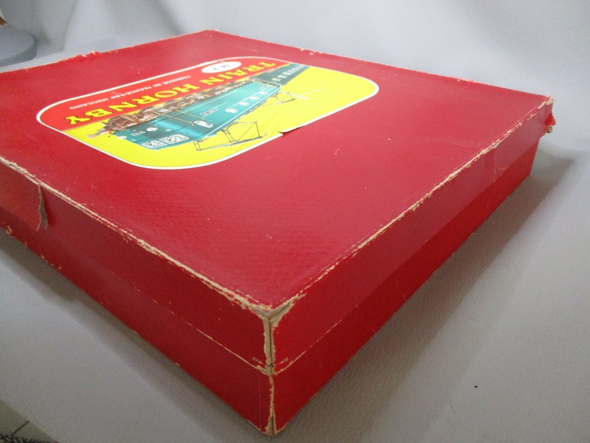 1979 ref 7222 TRAIN MECANIQUE AVEC TUNNEL - coffret train jouef.over