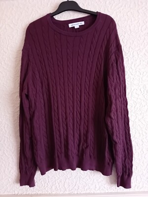 Men's Amazon Essentials Burgundy Long Sleeved Cable Crewneck