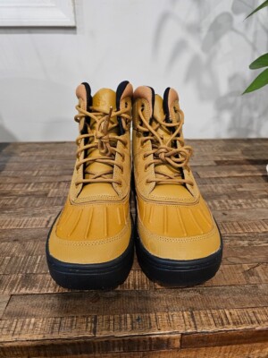 Nike ACG Big Kid's 6Y Woodside 2 High Wheat/Black Weather Boots