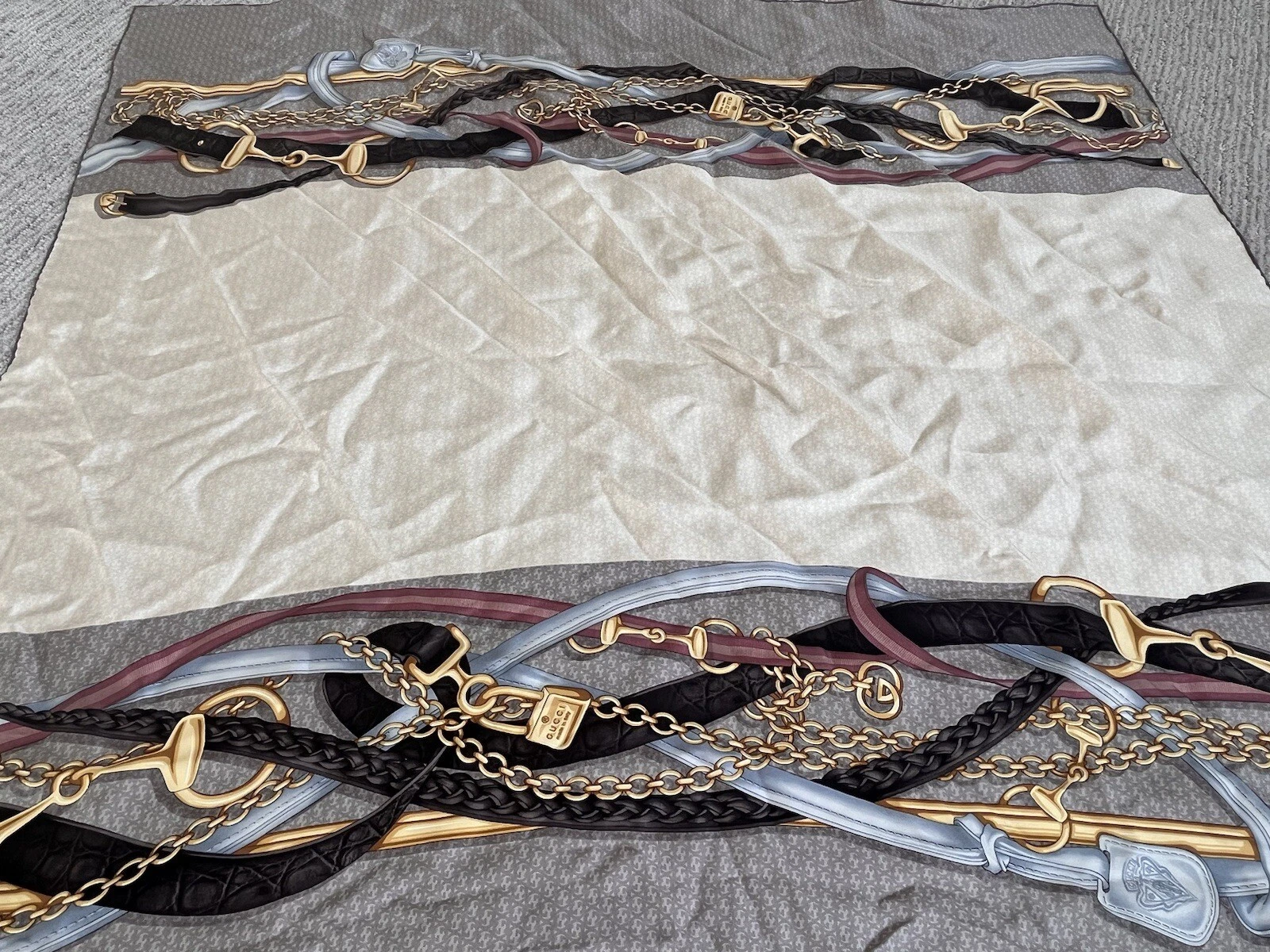 Foulard carré Gucci 