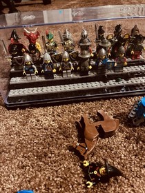 READ! LEGO CASTLE PIRATE ISlANDER LOT 34 MINIFIGURES +6264 6262 6039 1970 70311 