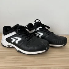 Women's Flite Softball Turf Shoes with Pitching Toe Size 7