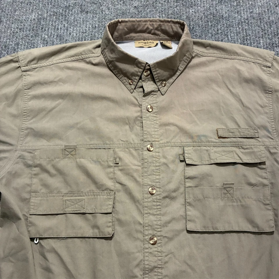 Rugged Earth Outfitter Mens Button Down Shirt Large Vented Fishing Short Sleeve - Image 2 of 4