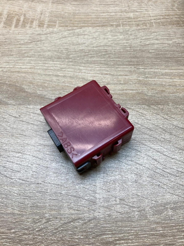 89769 47040 8976947040 158600 1261 tire pressure control unit toyota prius+ (zvw - Image 3 of 4