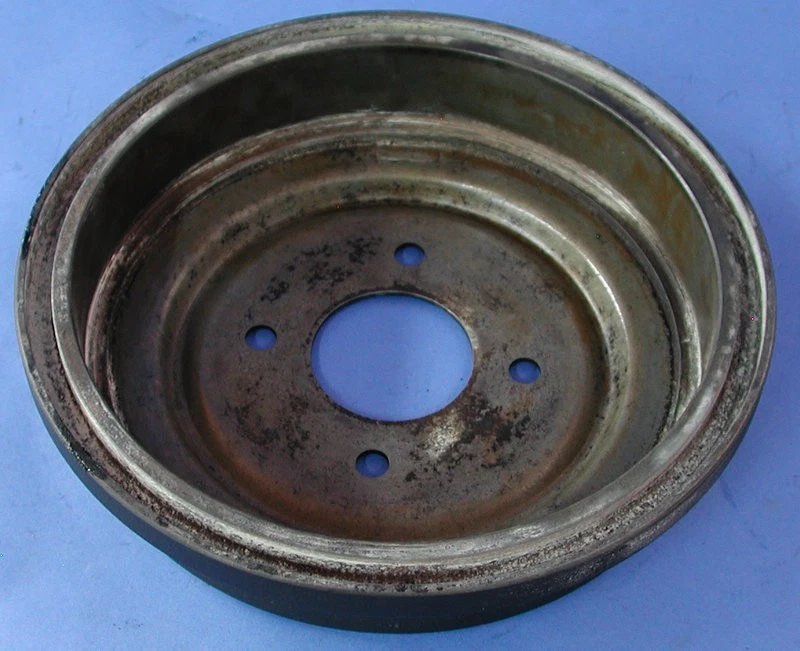 REAR BRAKE DRUM CHEVROLET VEGA MONZA 9x1-1/2 INCHES 4x4 BOLT PATTERN Foto 2 de 2