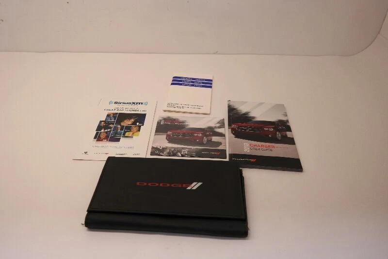 Dodge Charger 2013 manual del propietario  Foto 2 de 4