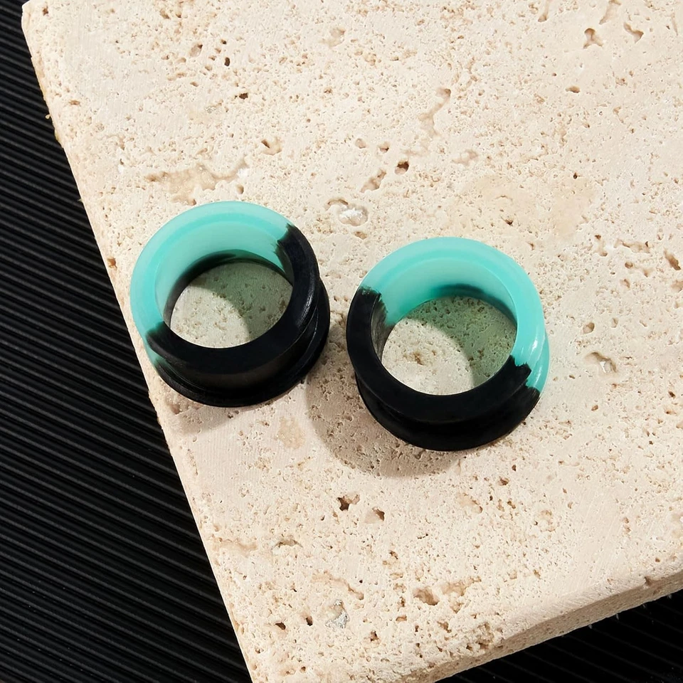 1 Pair Thick Silicone Ear Gauges Plugs Soft Flesh Tunnels Ear Stretchers 8g-1" - Image 4 of 4