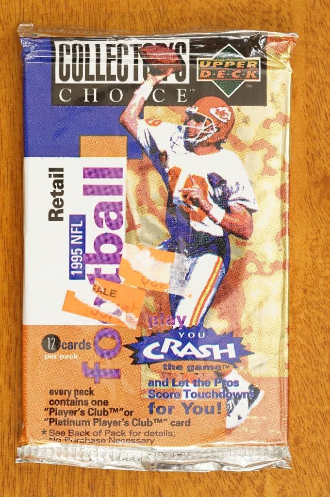 Vintage Sealed Pack NFL Football Trading Cards Upper Deck 1995