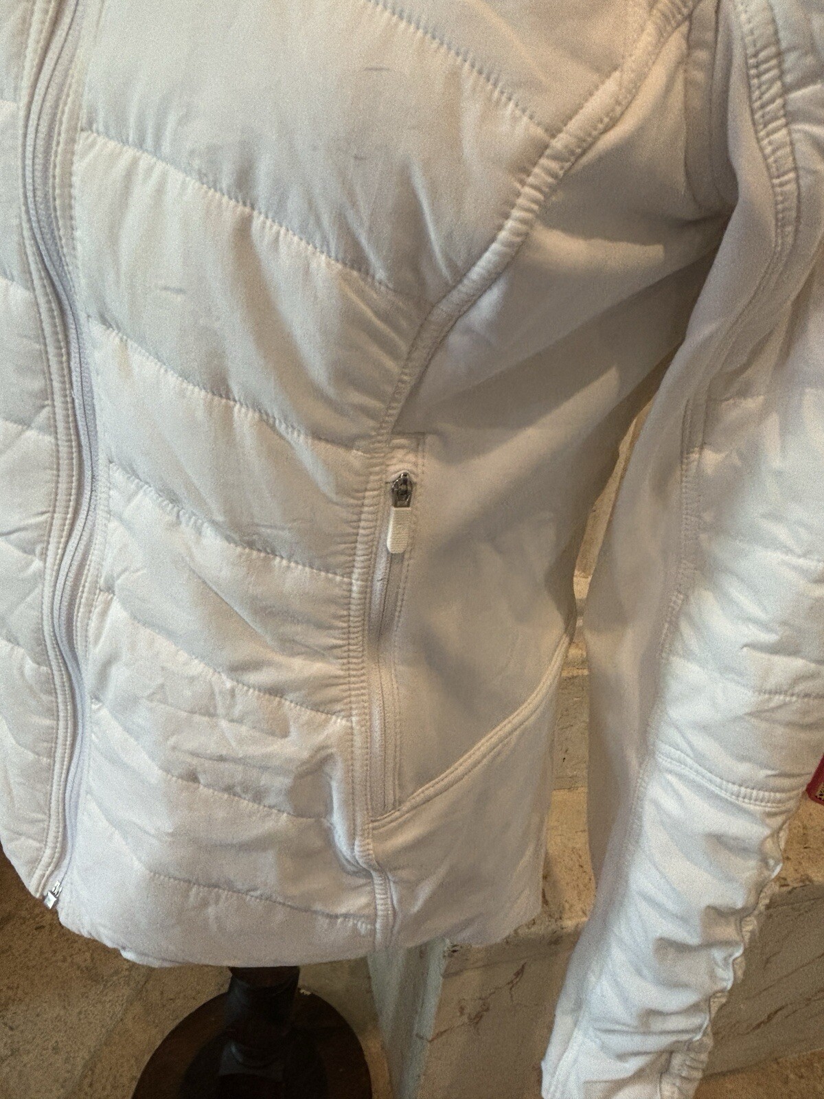 Lululemon White Quilted padding  Soft  Jacket ( 8… - image 23