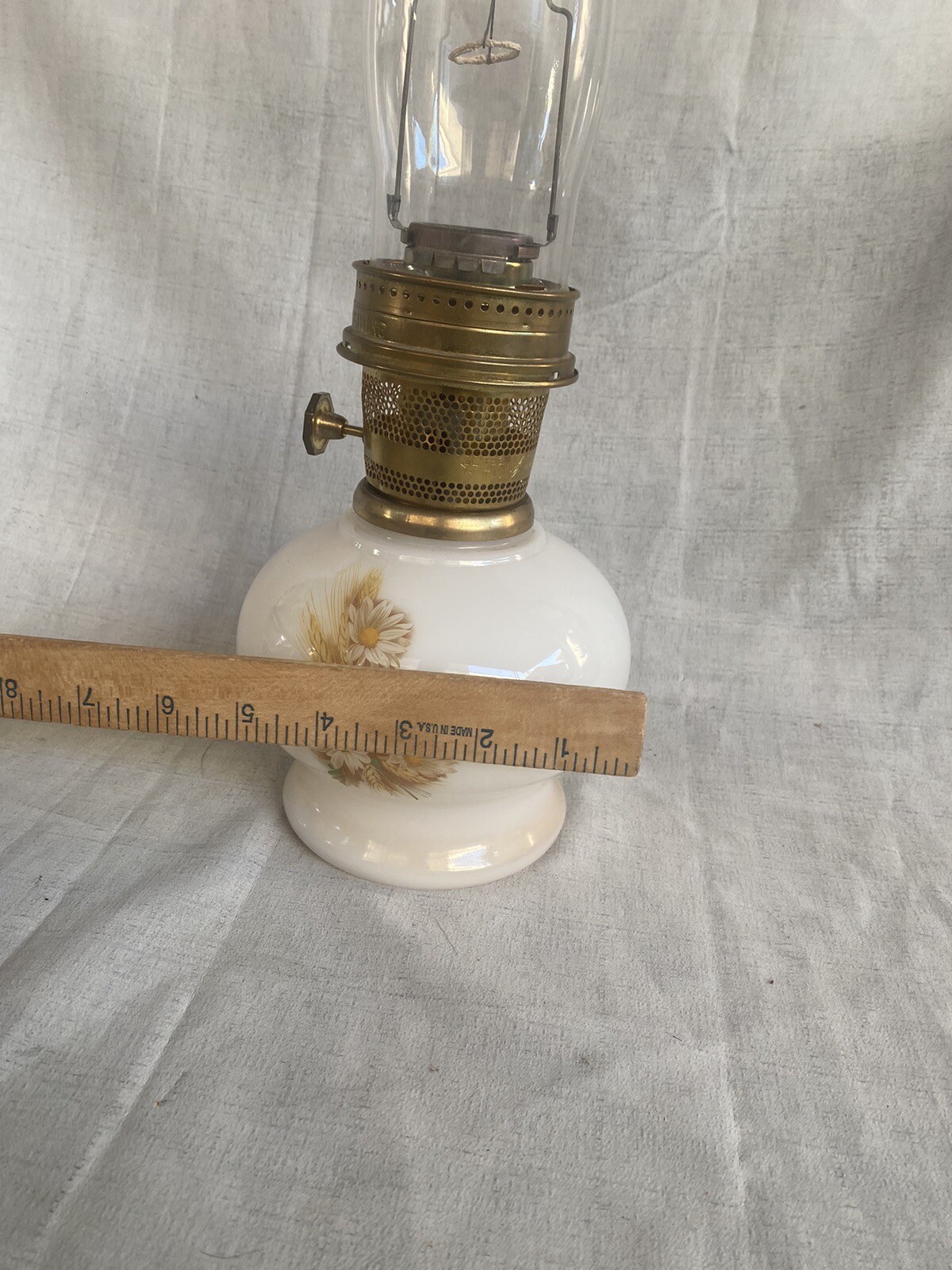 Vintage ALADDIN Oil Lamp Model 23 Daisy Wheat Milk Glass + Aladdin