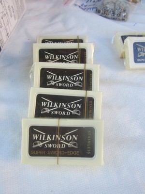 VTG 70'S WILKINSON SWORD EDGE, ENGLAND, 5 RAZOR REPLACEMENTS, 6 left