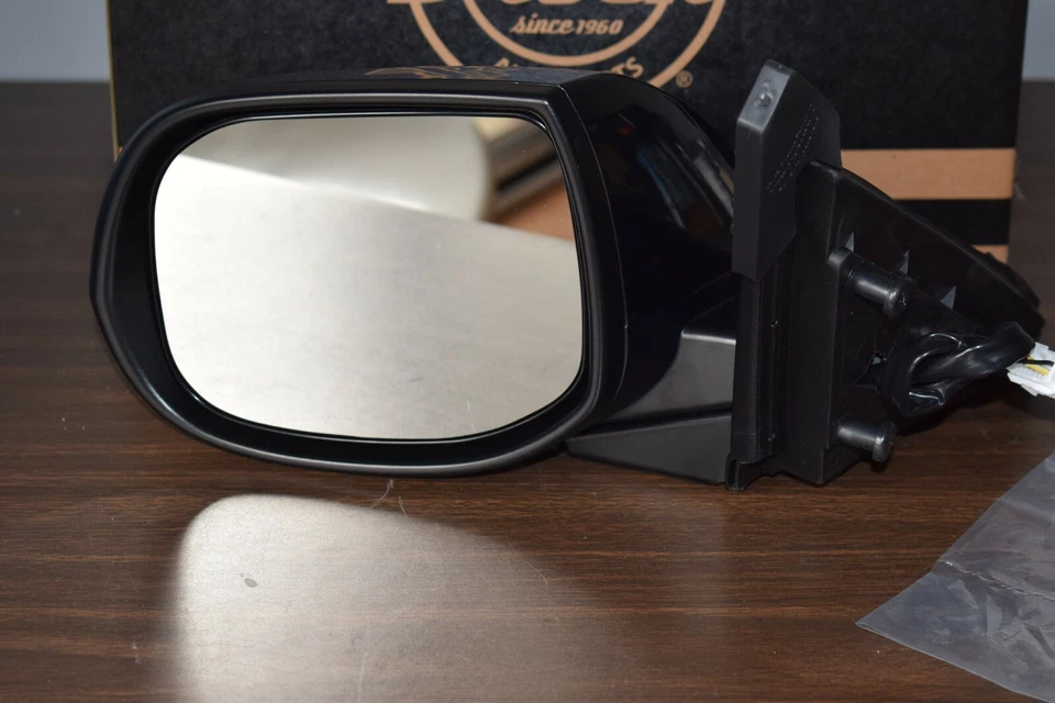 门镜 TRQ MRA06151 适合 09-14 讴歌 TSX 后市场 — 第 2/4 张图片