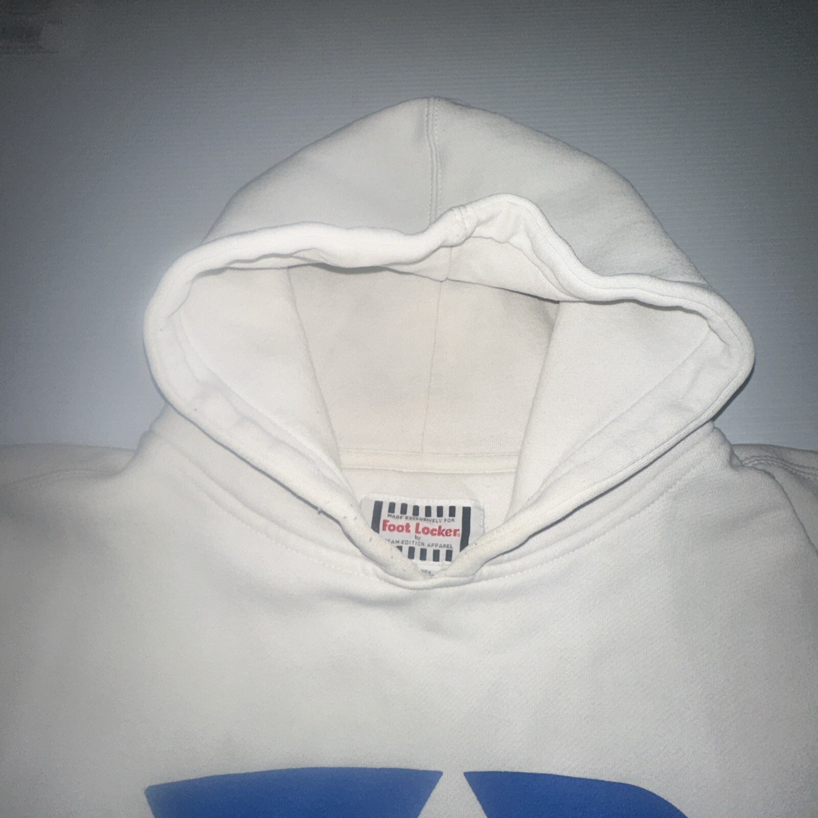 Team Ed Apparel Footlocker Duke University Blue Devil Hoodie Jumper L Distressed image 7
