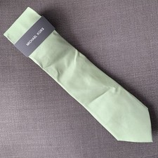 Michael Kors Men's Neck Tie Light Green Solid 100 Silk MSRP 69.50 NWD