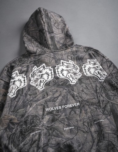 DARC SPORT “WOLVES HAVE YOUR BACK” HOODIE XL