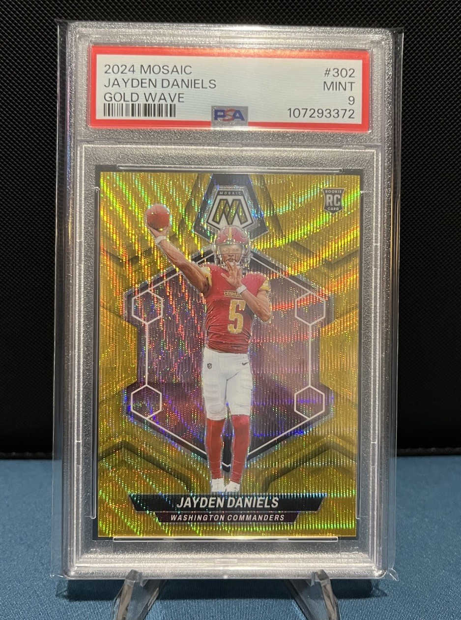 2024 Panini Mosaic Jayden Daniels #302 Gold Wave Prizm /17 RC PSA 9 Mint ROY 🏆