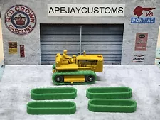 Matchbox  18-C3 Caterpillar Bulldozer w/o Blade (TRACKS ONLY)