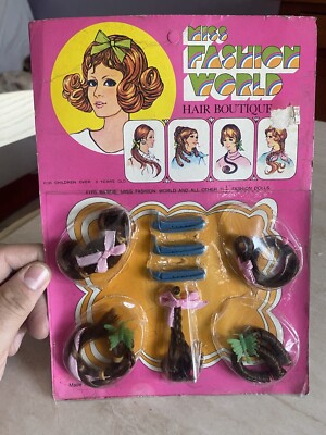 Miss Fashion World Hair Boutique Puppen Set Neu im Sammlerblister