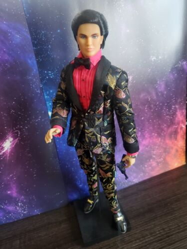 FASHION ROYALTY COLOR INFUSION INDUSTRY POPPY LOVE IS LOVE CHIP FARNSWORTH DOLL