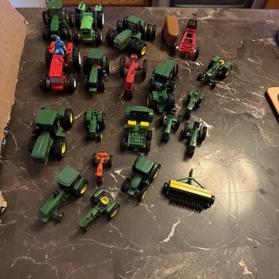 Vintage ERTL and misc brand  1/64 Scale Lot of 15+ John Deere tractor 2510 8770 