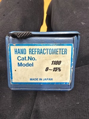 Hand Refractometer 0 15% Model 1100 Made in Japan with Case
