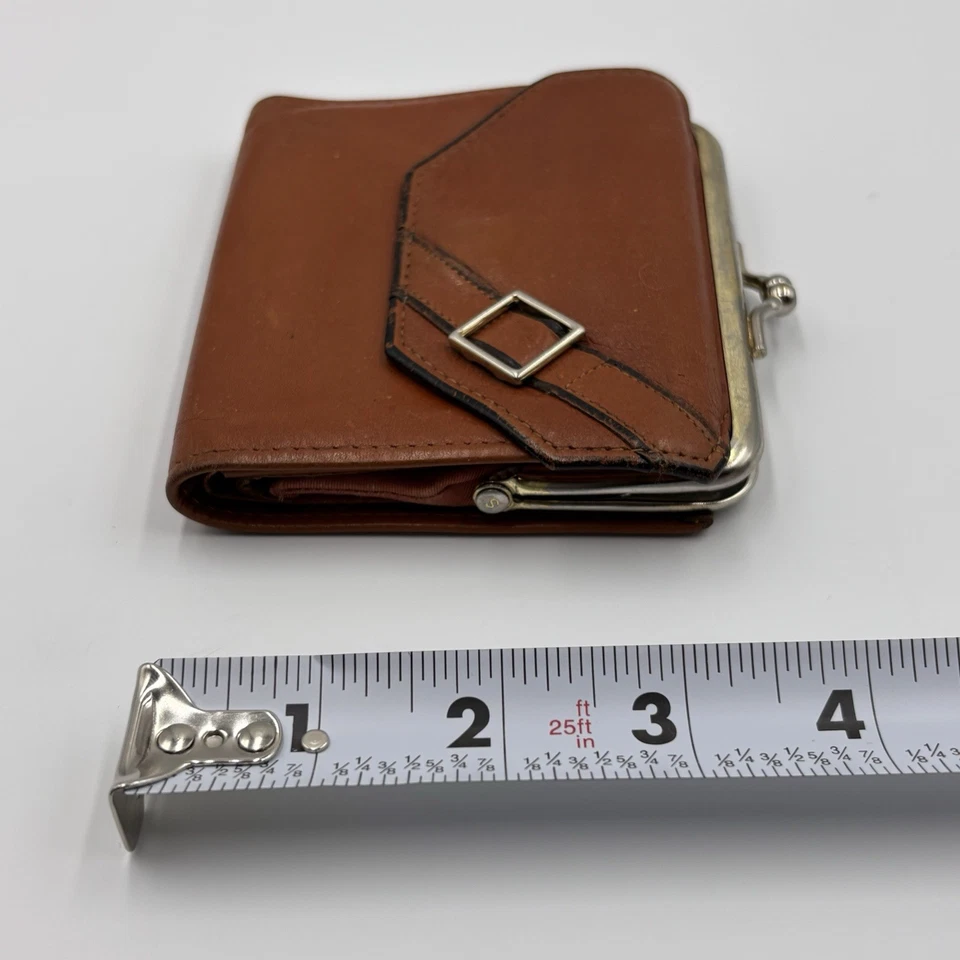 Vintage Princess Gardner 30 Cowhide Full Grain Cowhide Leather Bi-Fold Wallet - Image 4 of 4