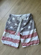 Carbon Mens 32 Board Shorts USA Flag Stars Stripes Mesh Lined Trunks Swimwear