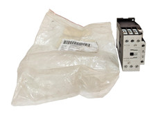 *NEW NO BOX* EATON CONTACTOR. XTCE018C10T. 24VAC DILM17-10 (24VAC)