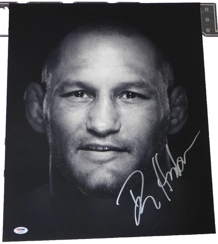 Dan Henderson UFC MMA Autographed Photos